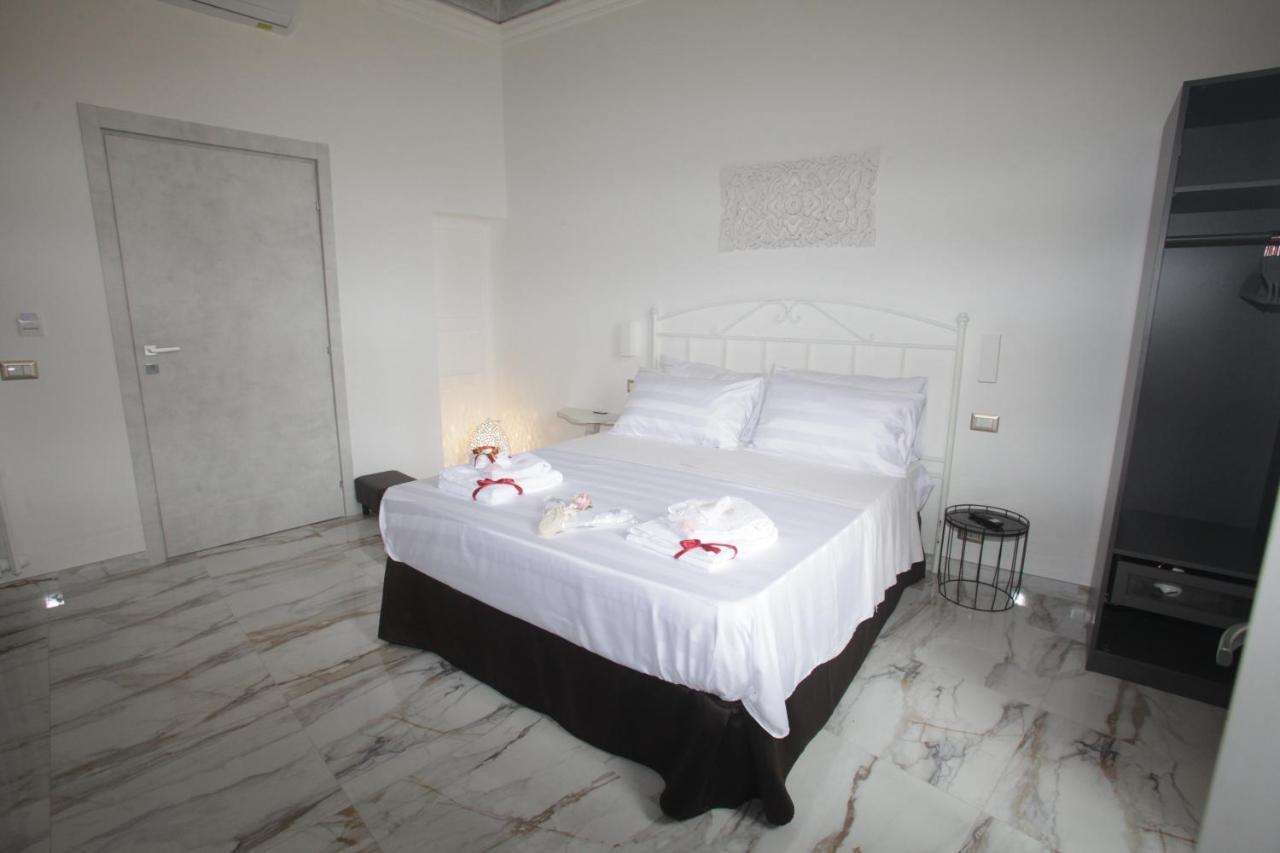 La Dimora Di Re Idomeneo Bed and Breakfast Lecce Eksteriør billede