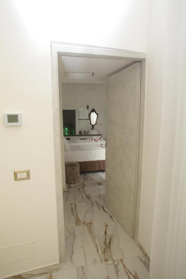 La Dimora Di Re Idomeneo Bed and Breakfast Lecce Eksteriør billede