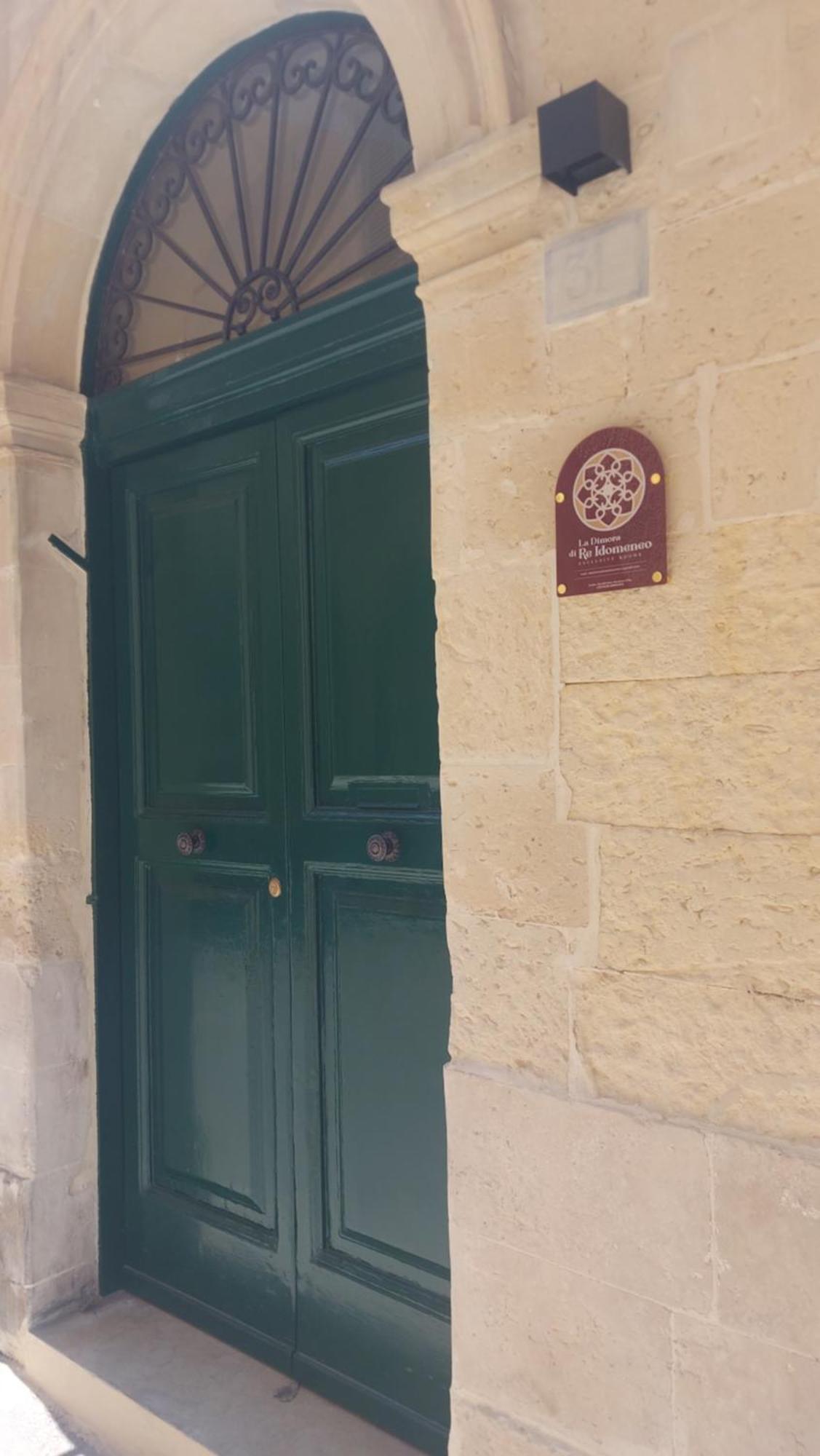 La Dimora Di Re Idomeneo Bed and Breakfast Lecce Eksteriør billede