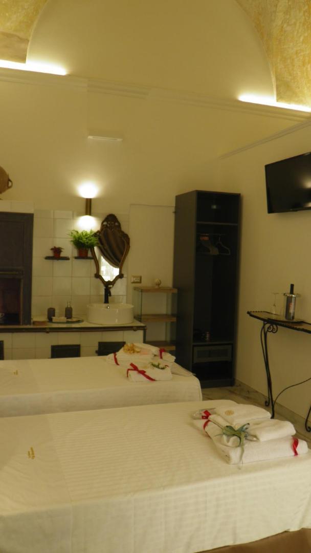 La Dimora Di Re Idomeneo Bed and Breakfast Lecce Eksteriør billede